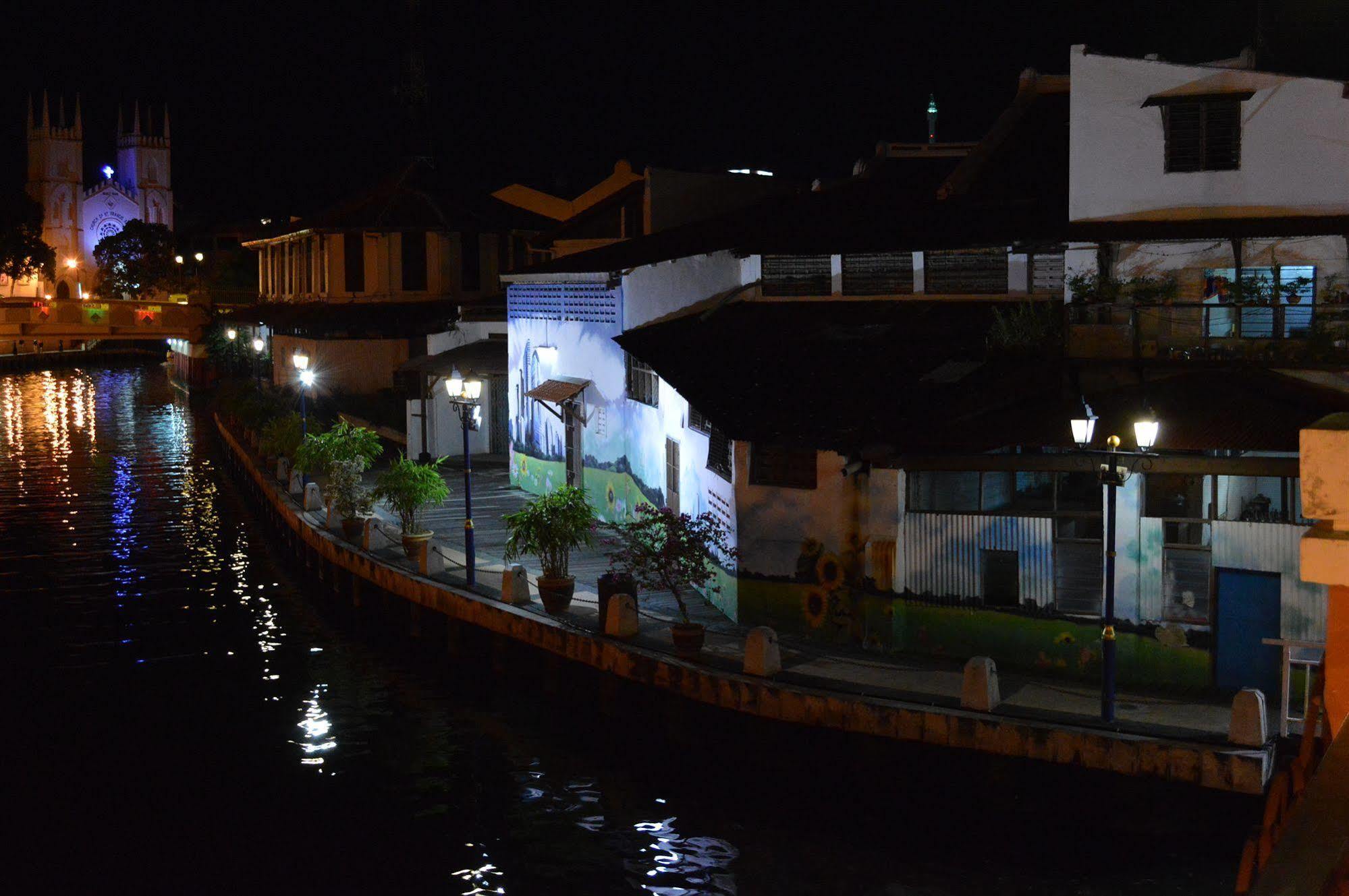 Jawa Street Townstay Malacca エクステリア 写真